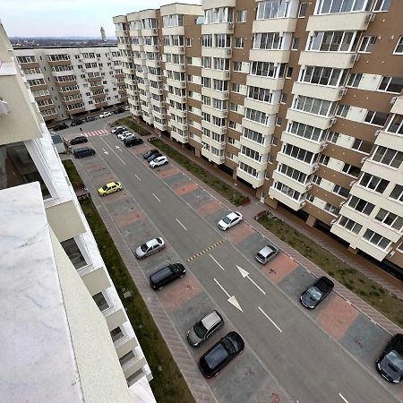 Apartament Lux Bacovia 2 Apartment Bacău Екстериор снимка