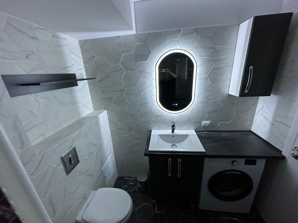 Apartament Lux Bacovia 2 Apartment Bacău Екстериор снимка